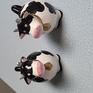 Cow Salt and Pepper Shakers